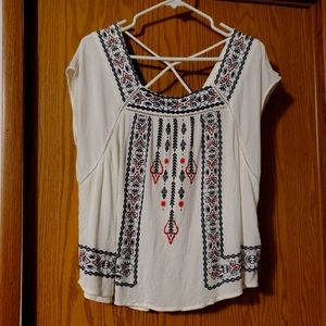 White top with design